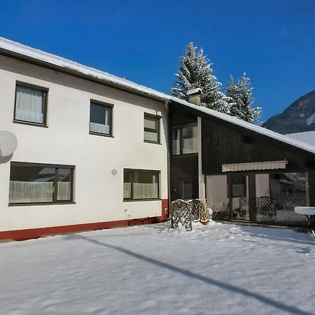 Haus Tapestry 3*